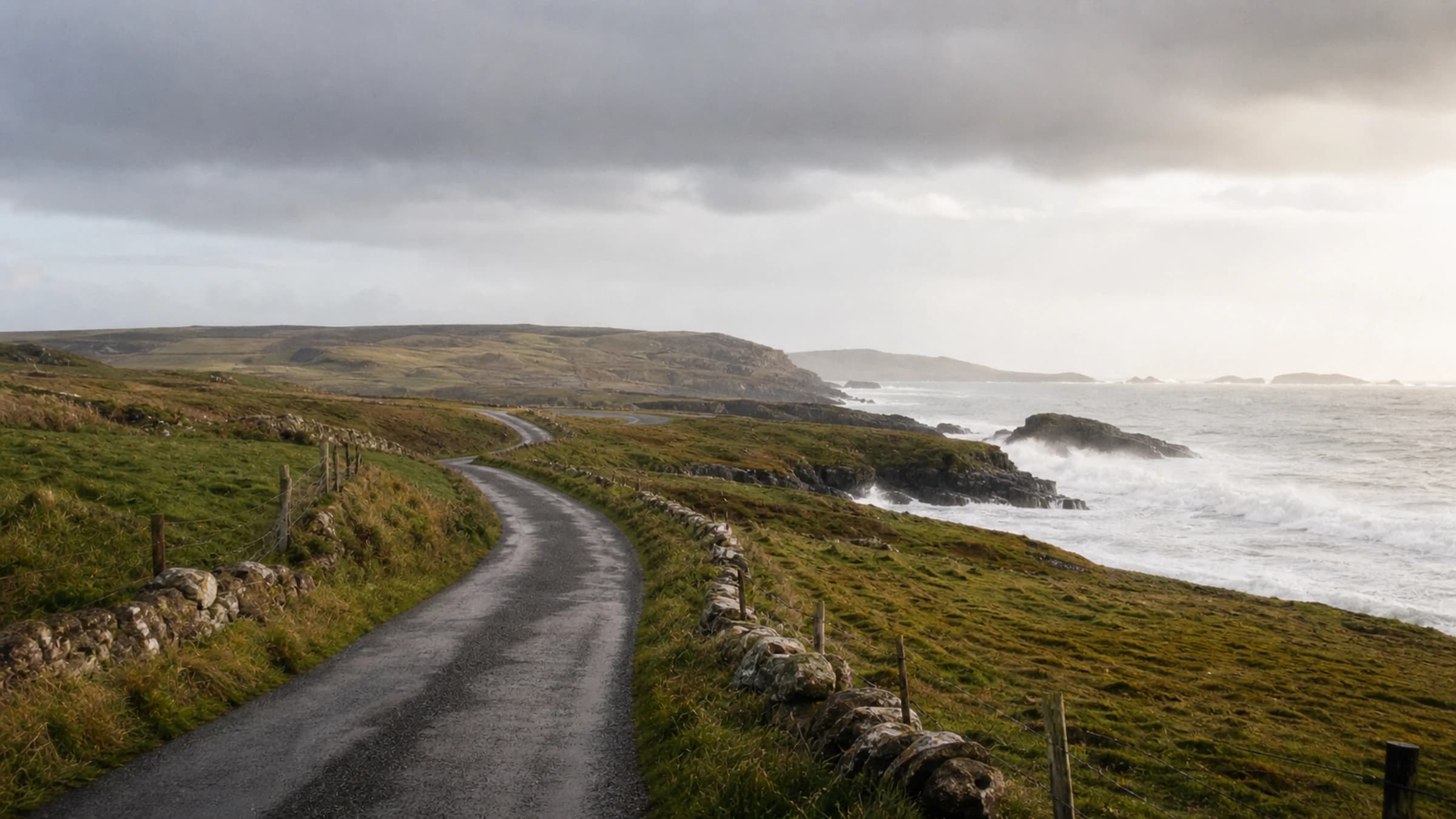 An Irish country road